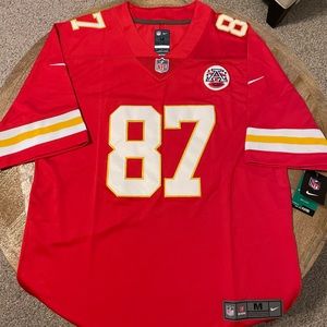 Travis Kelce jersey